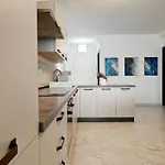 Apartamento Seaview Escape *